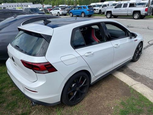 Opal White Pearl/Black Roof 2024 Volkswagen Golf GTI 1.4T TSI