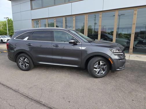 Platinum Graphite 2022 Kia Sorento Hybrid S
