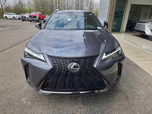 Obsidian 2026 Lexus UX 300h F SPORT Design
