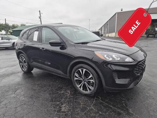 Agate Black Metallic 2021 Ford Escape SE
