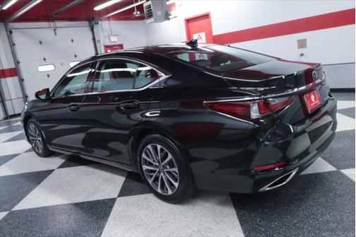 2022 Lexus ES 350 Base