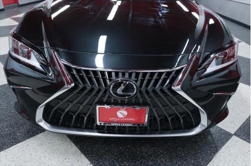 2022 Lexus ES 350 Base