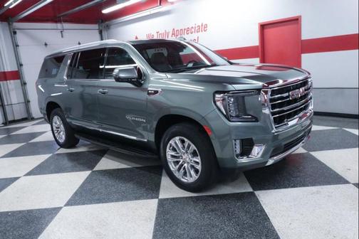 2023 GMC Yukon XL SLT