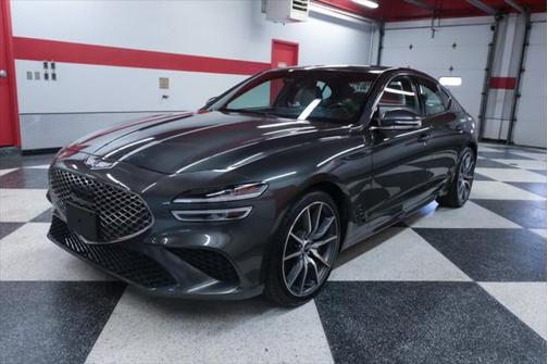 2023 Genesis G70 2.0T RWD