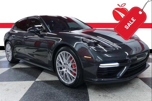 Chalk 2018 Porsche Panamera Turbo