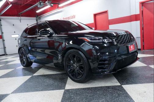 Santorini Black Metallic 2022 Land Rover Range Rover Velar P250 S R-Dynamic