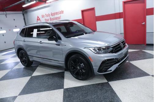 2024 Volkswagen Tiguan 2.0T SE R-Line Black