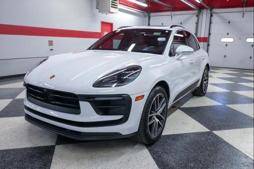 2023 Porsche Macan S