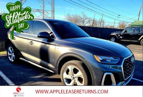 2022 Audi Q5 45 S line Premium Plus