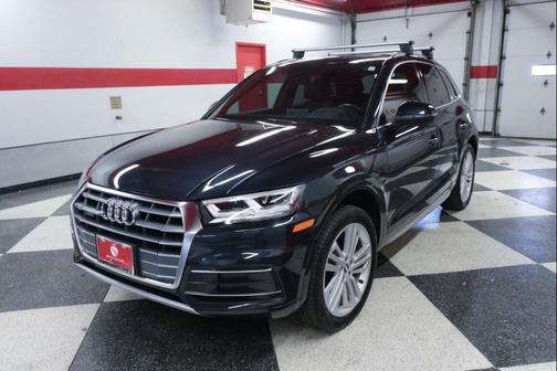 Moonlight Blue Metallic 2019 Audi Q5 2.0T Premium Plus