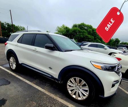 Star White Metallic Tri-Coat 2022 Ford Explorer King Ranch
