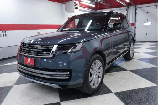 Varesine Blue Metallic 2024 Land Rover Range Rover P400 SE