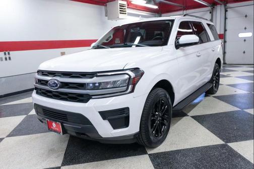 Oxford White 2023 Ford Expedition XLT