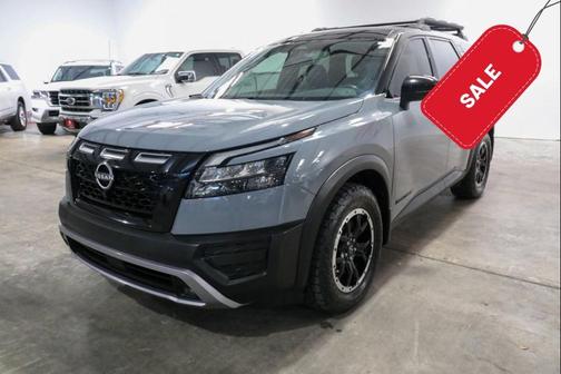 Solid Gray/Super Black 2023 Nissan Pathfinder Rock Creek 4WD
