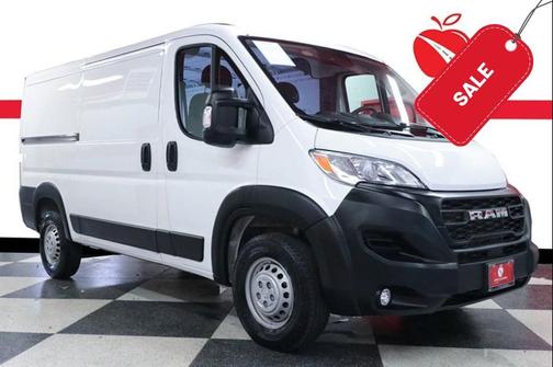 Bright White Clearcoat 2025 RAM ProMaster 2500 Tradesman
