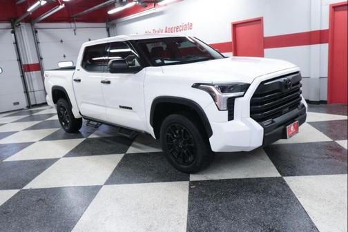 Ice Cap 2023 Toyota Tundra SR5