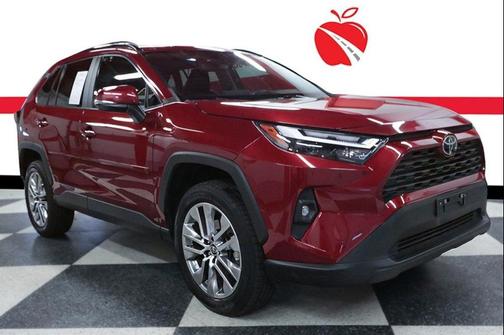 2022 Toyota RAV4 XLE Premium