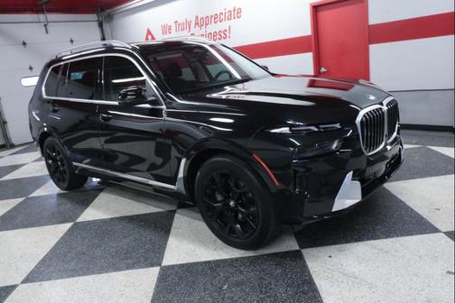 2023 BMW X7 xDrive40i