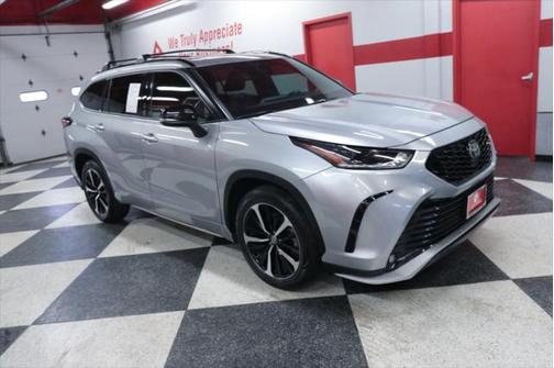 2022 Toyota Highlander XSE