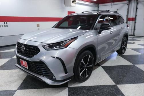 2022 Toyota Highlander XSE