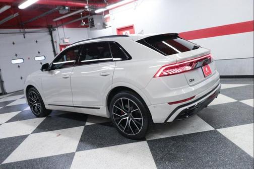 2022 Audi Q8 55 Prestige