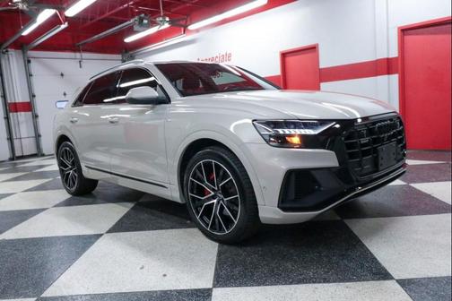 2022 Audi Q8 55 Prestige
