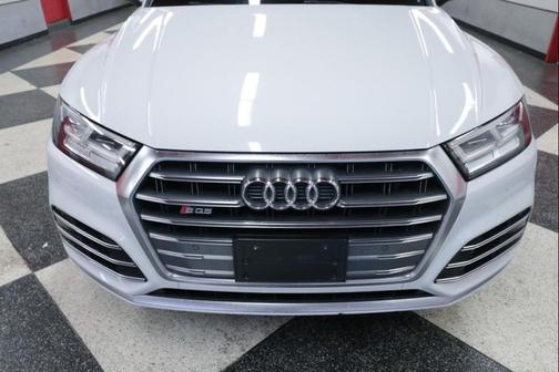 Glacier White Metallic 2019 Audi SQ5 3.0T Premium Plus