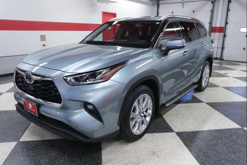 2022 Toyota Highlander Limited