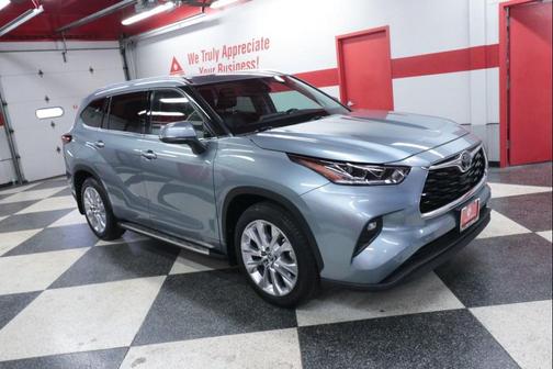 2022 Toyota Highlander Limited