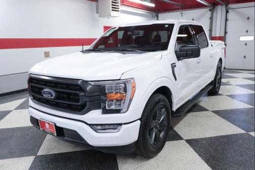 Oxford White 2023 Ford F-150 XLT