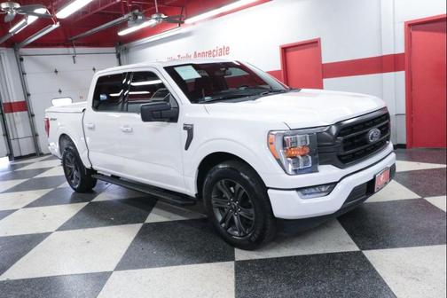 Oxford White 2023 Ford F-150 XLT