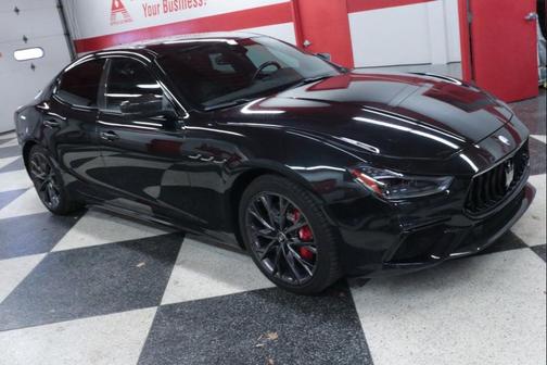 2022 Maserati Ghibli Modena Q4