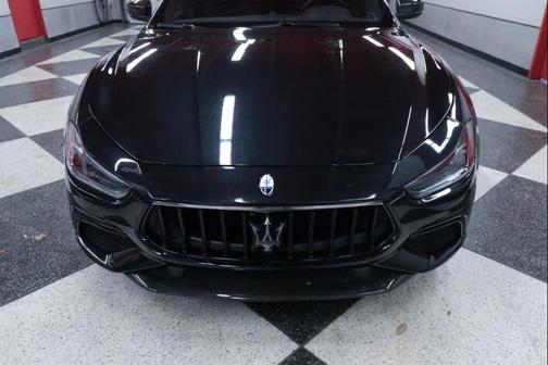 2022 Maserati Ghibli Modena Q4