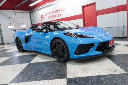 2025 Chevrolet Corvette Stingray w/2LT