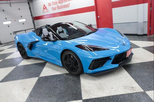2025 Chevrolet Corvette Stingray w/2LT