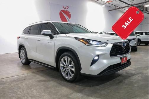 Blizzard Pearl 2021 Toyota Highlander Hybrid Limited