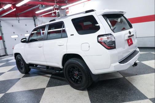 White 2022 Toyota 4Runner SR5 Premium
