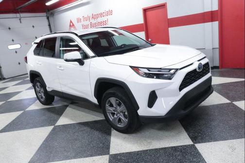 2022 Toyota RAV4 Hybrid XLE