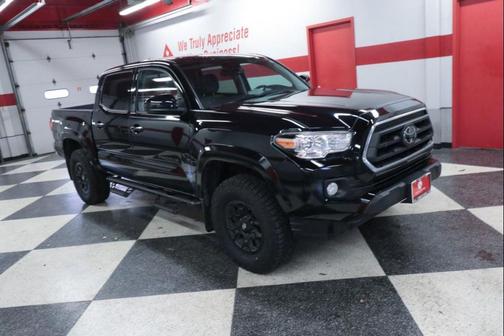 Midnight Black Metallic 2022 Toyota Tacoma SR5