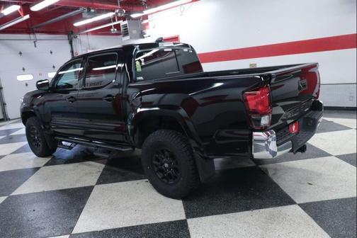 Midnight Black Metallic 2022 Toyota Tacoma SR5