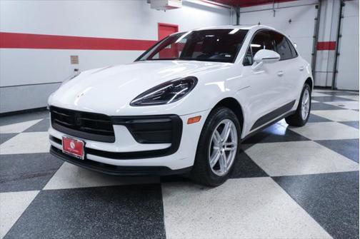2024 Porsche Macan Base