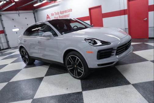 2023 Porsche Cayenne Platinum Edition