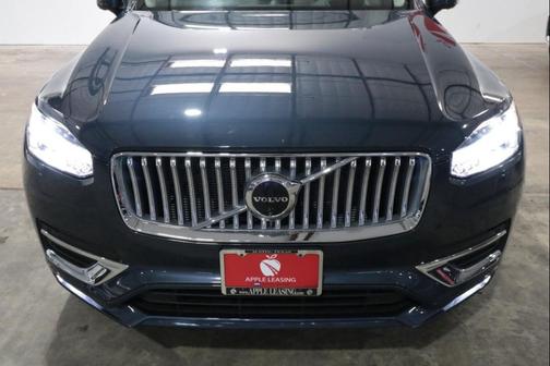 Denim Blue Metallic 2025 Volvo XC90 B6 Ultra