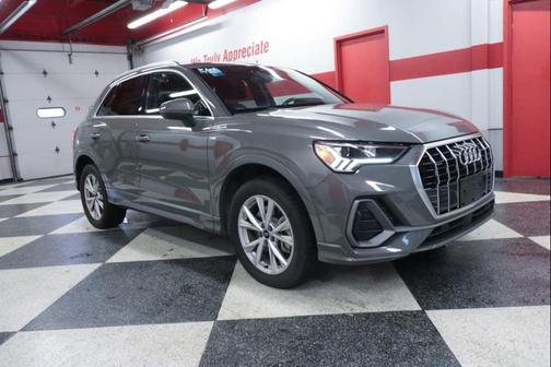 Turbo Blue 2023 Audi Q3 Premium 45 TFSI S line quattro Tiptronic