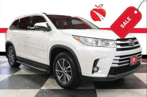 Blizzard Pearl 2019 Toyota Highlander XLE