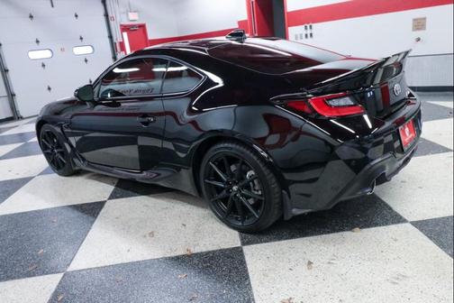 Raven 2024 Toyota GR86 Premium