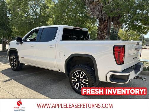 Summit White 2023 GMC Sierra 1500 AT4