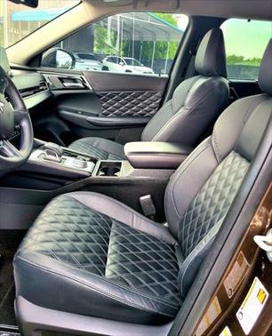 2023 Mitsubishi Outlander SEL 2.5 2WD