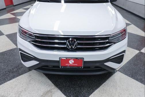 Pure White 2024 Volkswagen Tiguan 2.0T S