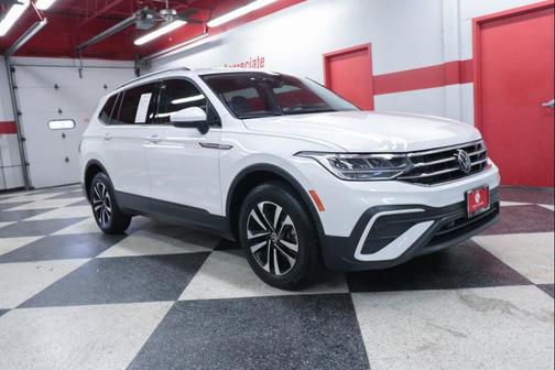 Pure White 2024 Volkswagen Tiguan 2.0T S